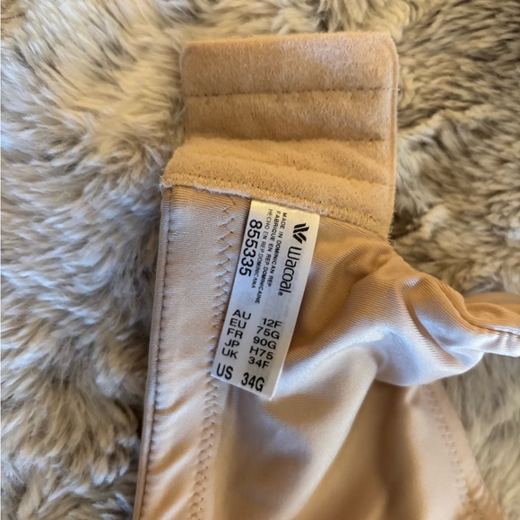 Wacoal Surreal Comfort Bra - Picture 5 of 5